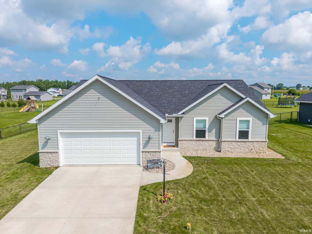 Photo of 12825 Sunfish Drive, Middlebury, IN 46540 (MLS # 202634463)