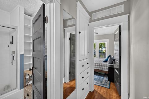 Tiny photo for 815 S 24Th Street, South Bend, IN 46615 (MLS # 202624844)