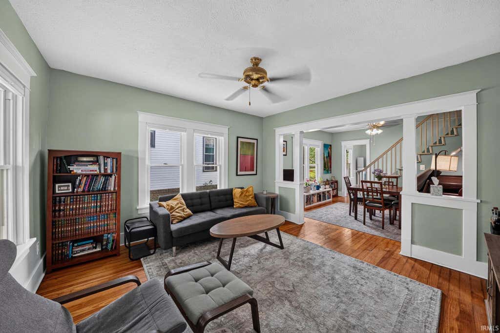 Photo of 815 S 24Th Street, South Bend, IN 46615 (MLS # 202624844)