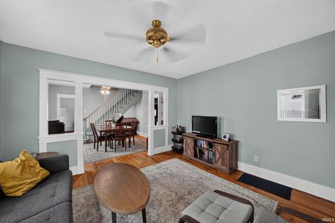 Tiny photo for 815 S 24Th Street, South Bend, IN 46615 (MLS # 202624844)