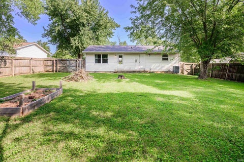 Tiny photo for 1031 N Orris Drive, Bloomington, IN 47404 (MLS # 202635177)