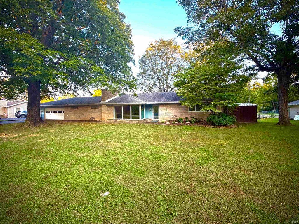 Photo of 2813 Wayside Drive, Evansville, IN 47711 (MLS # 202638907)