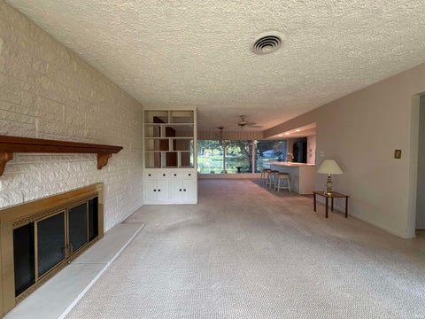 Tiny photo for 2813 Wayside Drive, Evansville, IN 47711 (MLS # 202638907)