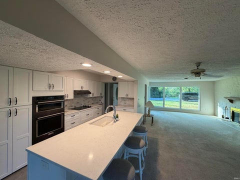 Tiny photo for 2813 Wayside Drive, Evansville, IN 47711 (MLS # 202638907)