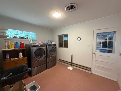 Tiny photo for 2813 Wayside Drive, Evansville, IN 47711 (MLS # 202638907)