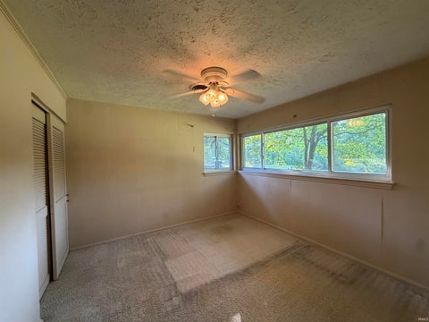 Tiny photo for 2813 Wayside Drive, Evansville, IN 47711 (MLS # 202638907)