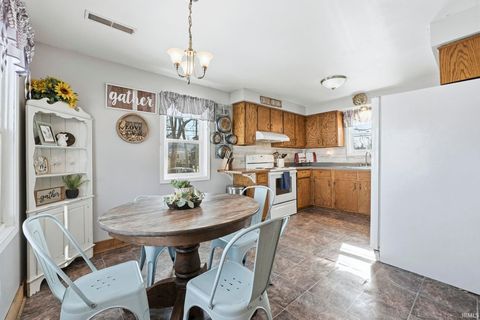 Tiny photo for 401 S Randolph Street, Garrett, IN 46738 (MLS # 202605027)