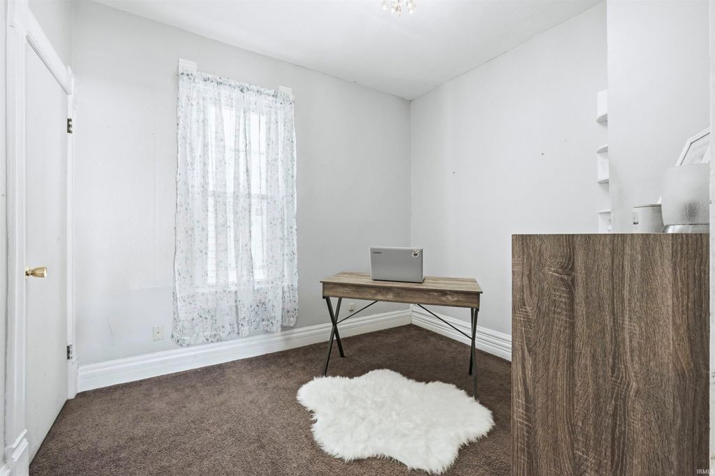 Photo of 401 S Randolph Street, Garrett, IN 46738 (MLS # 202605027)