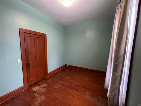 Tiny photo for 550 E Main Street, Peru, IN 46970 (MLS # 202546586)