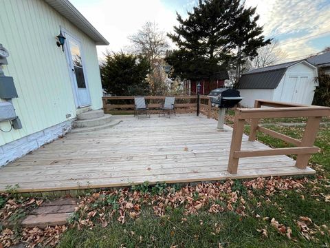 Tiny photo for 550 E Main Street, Peru, IN 46970 (MLS # 202546586)