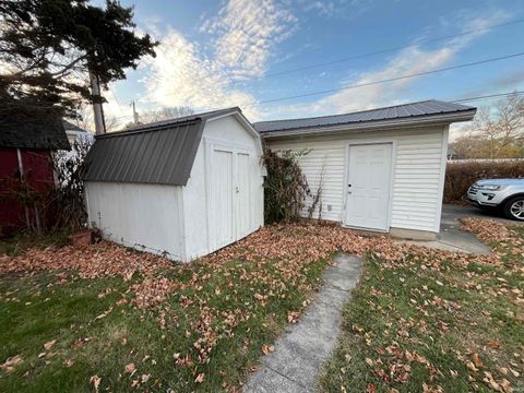 Tiny photo for 550 E Main Street, Peru, IN 46970 (MLS # 202546586)