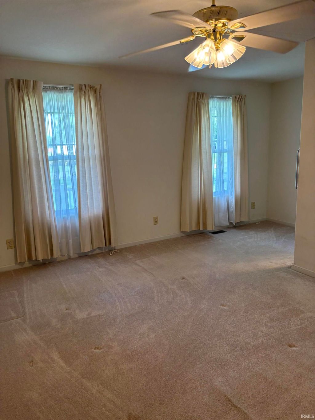Photo of 105 Schaffer Drive, Gas City, IN 46933 (MLS # 202620817)