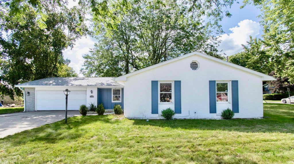 Photo of 110 Cedar Street, Kendallville, IN 46755 (MLS # 202635788)