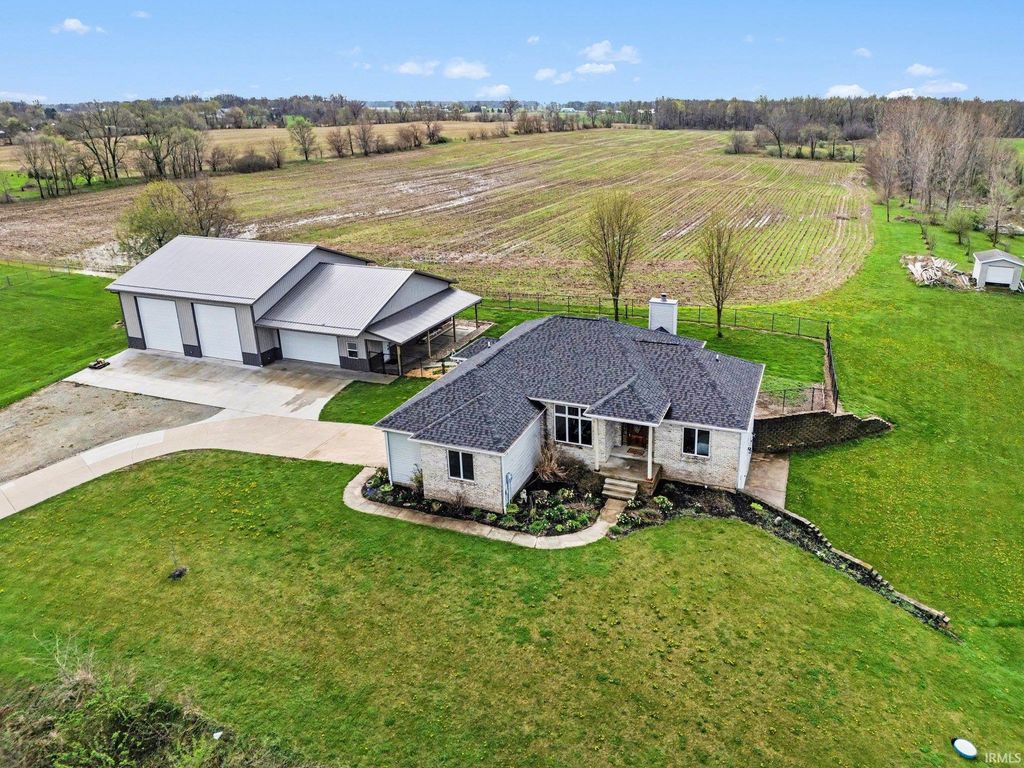 Photo of 4715 W 200 South Road, Warsaw, IN 46580 (MLS # 202613255)