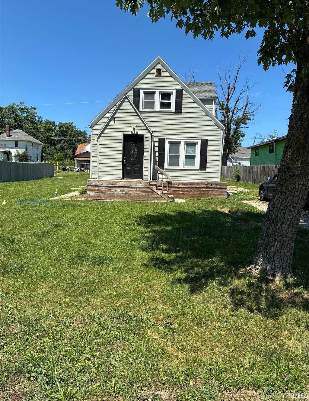 Photo of 3807 Eastway Drive, Fort Wayne, IN 46806 (MLS # 202627292)
