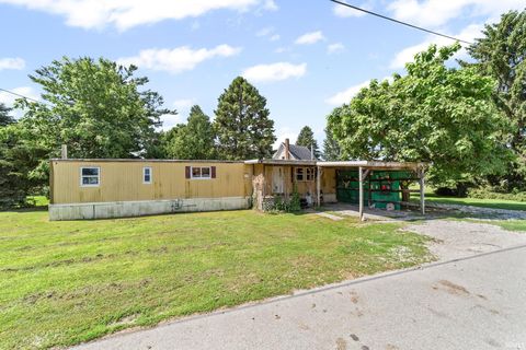 Tiny photo for 200 Church Street, Walton, IN 46994 (MLS # 202526980)