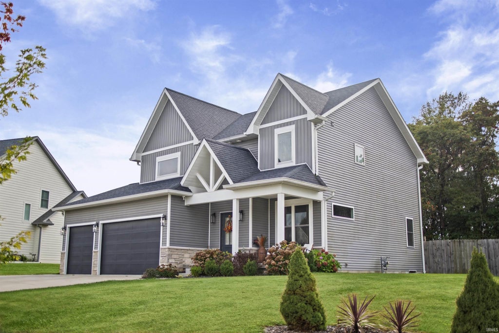 Photo of 4697 N Triple Crown Drive, Bloomington, IN 47421 (MLS # 202641006)