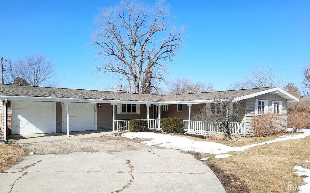 Photo of 3700 W Fleetwood Drive, Muncie, IN 47302 (MLS # 202604659)