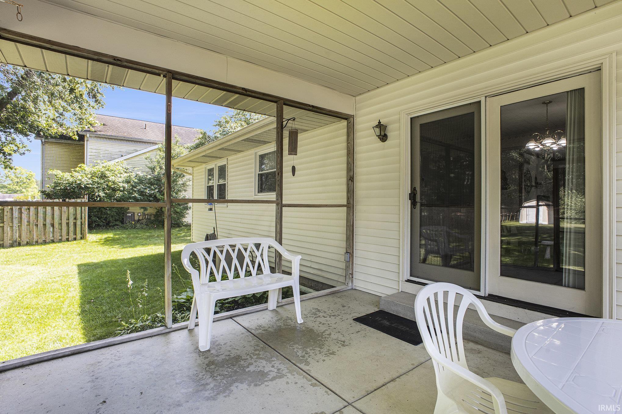 Mishawaka, Indiana 46545, United States, 3 Bedrooms Bedrooms, ,2 BathroomsBathrooms,Residential,Active,168056