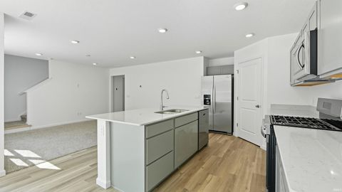 Tiny photo for 1703 Granger Lane, Bluffton, IN 46714 (MLS # 202612484)