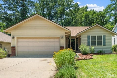Photo of 2664 S Danlyn Road, Bloomington, IN 47403 (MLS # 202622494)