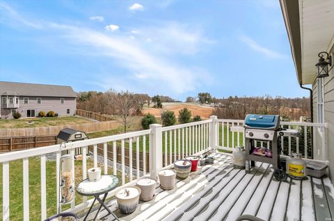 Tiny photo for 11 Ian's Crossing, Bedford, IN 47421 (MLS # 202608926)