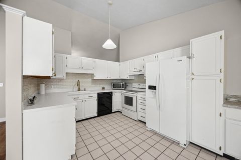 Tiny photo for 1018 Southport Drive, Lafayette, IN 47909 (MLS # 202527869)