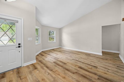Tiny photo for 1018 Southport Drive, Lafayette, IN 47909 (MLS # 202527869)
