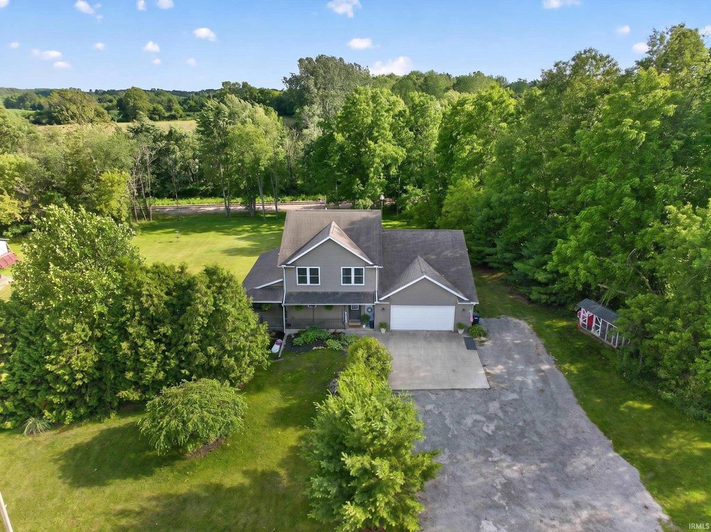 Photo of 10780 E 750 S, Wolcottville, IN 46795 (MLS # 202624373)