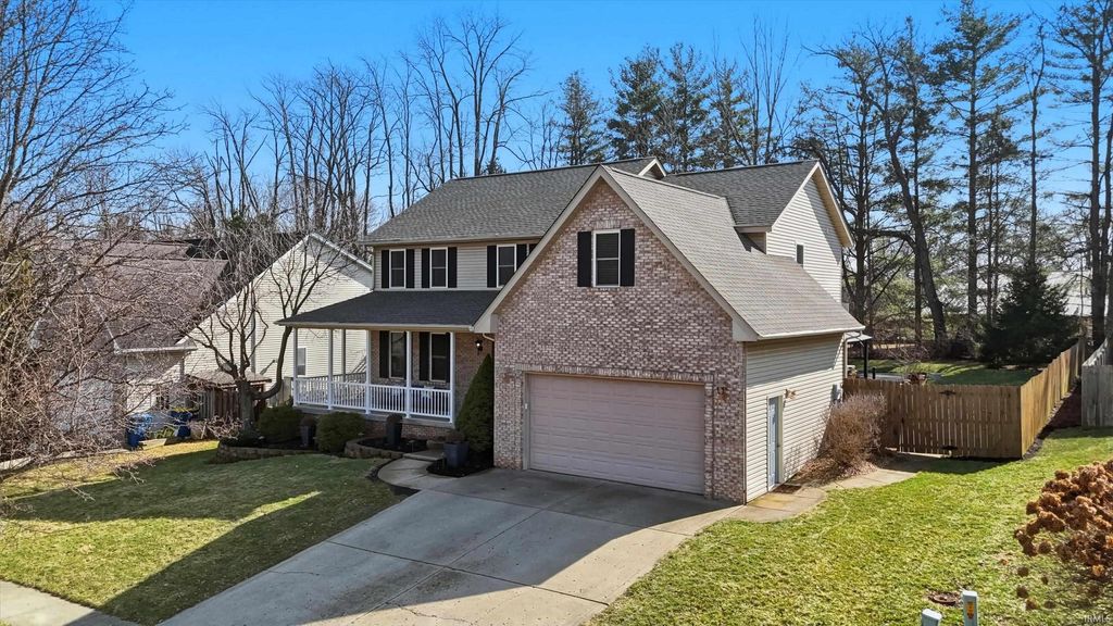 Photo of 1186 E Winners Circle, Bloomington, IN 47401 (MLS # 202616326)