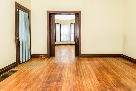 Tiny photo for 719 W 11th Street, Bloomington, IN 47404 (MLS # 202624785)