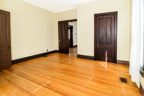 Tiny photo for 719 W 11th Street, Bloomington, IN 47404 (MLS # 202624785)