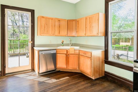 Tiny photo for 719 W 11th Street, Bloomington, IN 47404 (MLS # 202624785)
