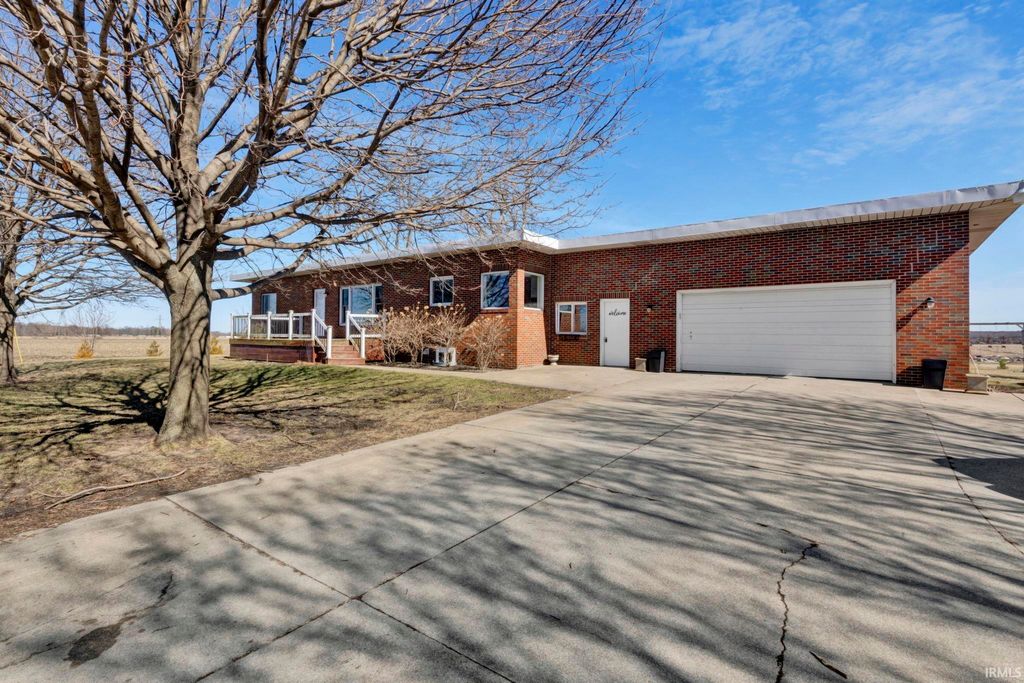 Photo of 55480 County Road 19, Bristol, IN 46507 (MLS # 202606414)