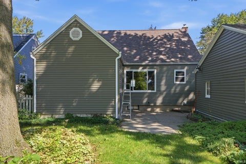 Tiny photo for 1208 Canal Street, New Haven, IN 46774 (MLS # 202635168)