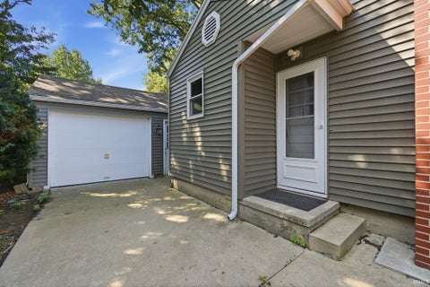 Tiny photo for 1208 Canal Street, New Haven, IN 46774 (MLS # 202635168)