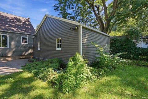 Tiny photo for 1208 Canal Street, New Haven, IN 46774 (MLS # 202635168)