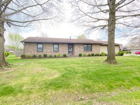 Tiny photo for 836 Foxwood Drive, Lafayette, IN 47905 (MLS # 202613252)