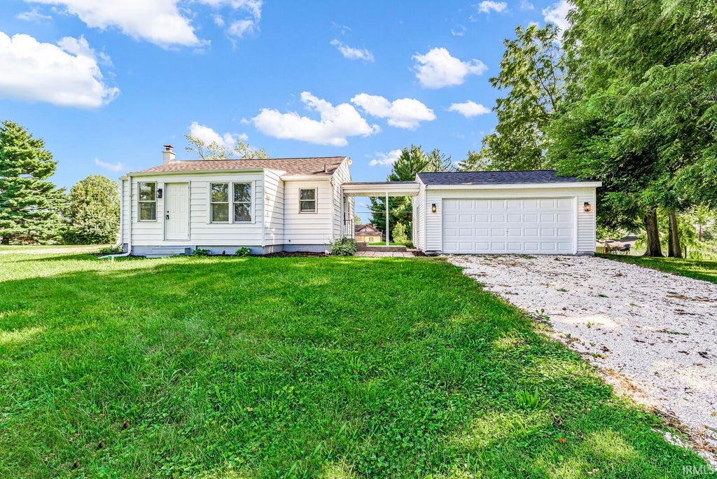 Photo of 19600 Dice Street, South Bend, IN 46614 (MLS # 202630534)