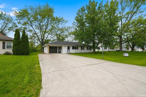 Tiny photo for 2132 Medford Drive, Fort Wayne, IN 46803 (MLS # 202618663)