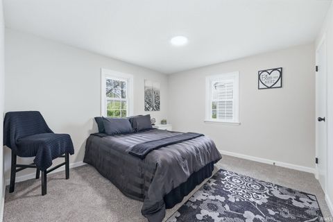 Tiny photo for 2132 Medford Drive, Fort Wayne, IN 46803 (MLS # 202618663)