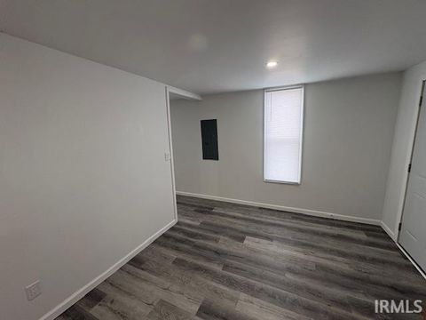 Tiny photo for 2300 W 9Th Street, Muncie, IN 47302 (MLS # 202608808)