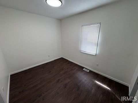 Tiny photo for 2300 W 9Th Street, Muncie, IN 47302 (MLS # 202608808)