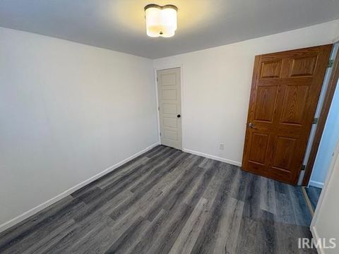 Tiny photo for 2300 W 9Th Street, Muncie, IN 47302 (MLS # 202608808)