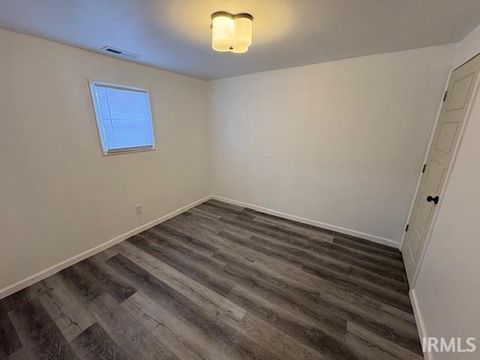 Tiny photo for 2300 W 9Th Street, Muncie, IN 47302 (MLS # 202608808)