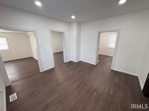 Tiny photo for 2300 W 9Th Street, Muncie, IN 47302 (MLS # 202608808)