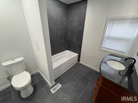 Tiny photo for 2300 W 9Th Street, Muncie, IN 47302 (MLS # 202608808)