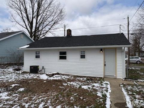 Tiny photo for 2300 W 9Th Street, Muncie, IN 47302 (MLS # 202608808)