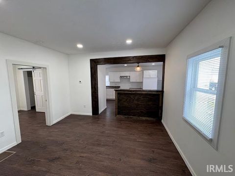 Tiny photo for 2300 W 9Th Street, Muncie, IN 47302 (MLS # 202608808)