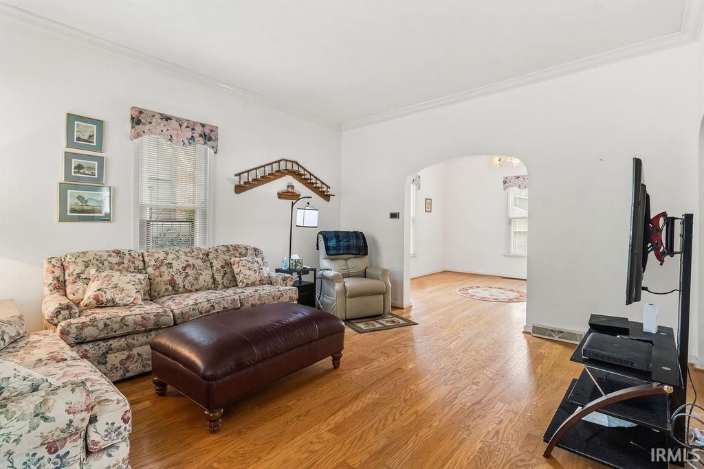 Photo of 209 E Hawkins Court, Culver, IN 46511 (MLS # 202614403)